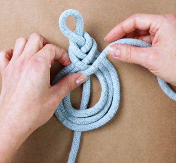 60 macrame knots,double crochet digital guide PDF with illustrated step-by-step knot tutorials for wall hangings, plant hangers, and DIY crafts